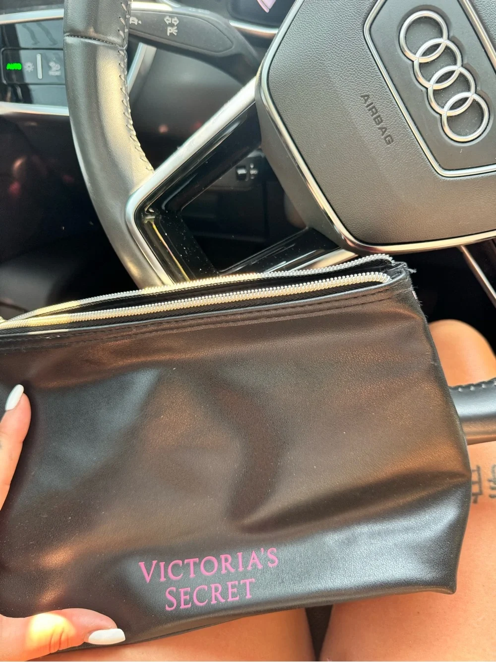 VS PINK Sequin Zip Pouch NWOT